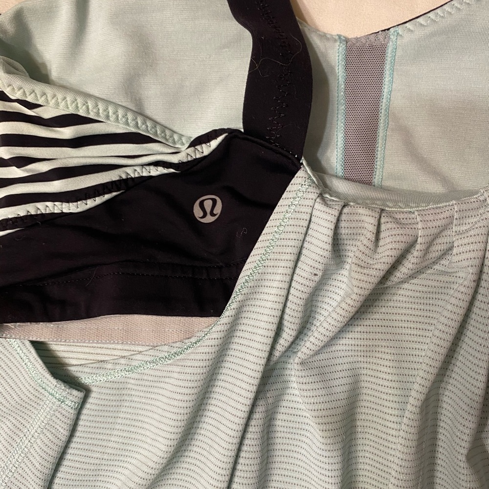 Lululemon - Picture 10 of 11